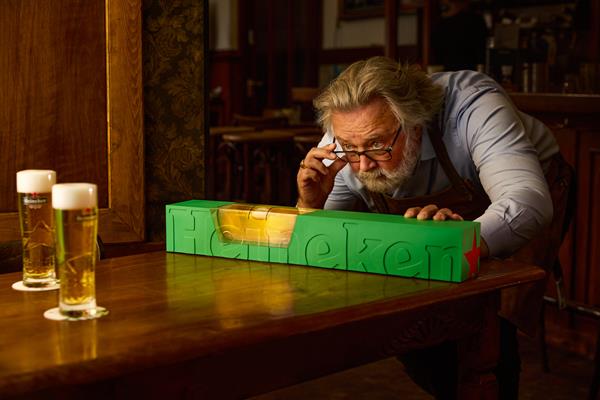 Heineken® Shows the Depth It Will Go to Deliver the Perfect Pint with Giant Spirit Level Measuring Bars across the World