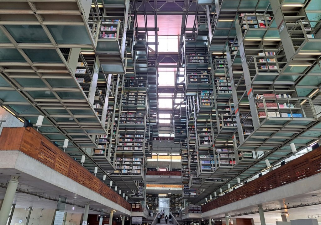 Known for its striking interior design featuring steel structures and stacked bookshelves, the Vasconcelos Library has become an iconic landmark in Mexico City. (Image courtesy of Yonhap)