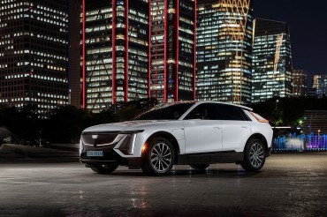 LG Group to Purchase First Cadillac Lyriq in South Korea, Solidifying Partnership with GM