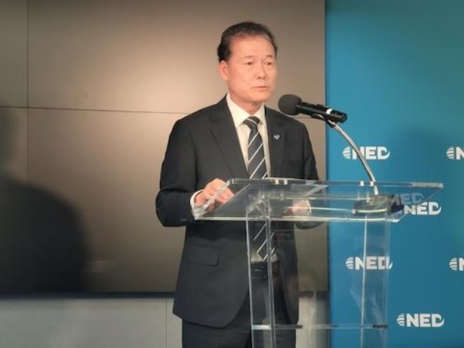 S. Korean Cultural Influence Is Causing ‘Cracks’ in Rigid N.K. Society: Unification Minister