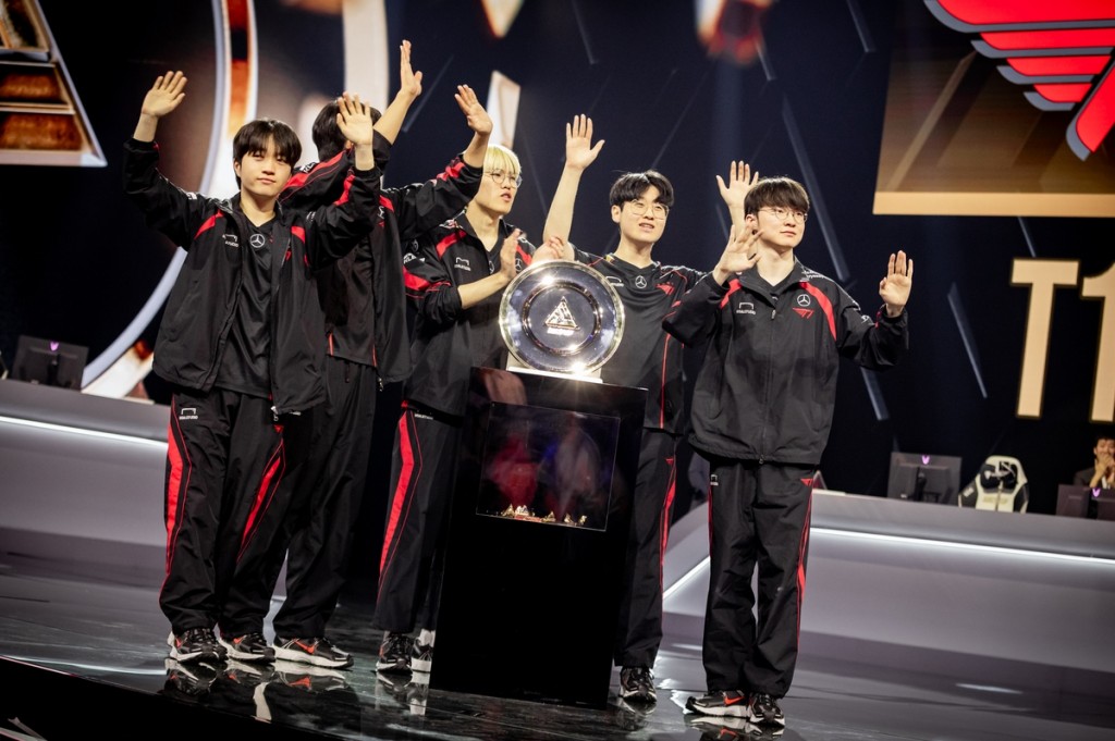 T1, the South Korean powerhouse, clinched victory with a 3-1 score against China's TES, adding the inaugural EWC title to their already impressive roster of achievements, which includes multiple World Championship and LCK titles. (Yonhap)