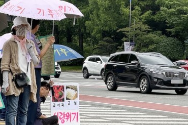 On Constitution Day, South Korean Activists Demand Stronger Climate and Safety Measures