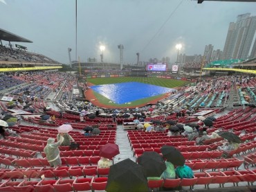 Monsoon Rains Throw KBO Schedule Out of Whack as All-Star Break Approaches