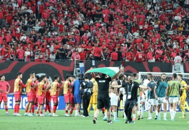 South Korean Players Displeased with Fans Booing Coach During World Cup Qualifier