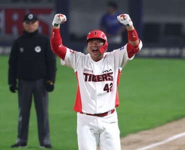 Veteran Catcher Feels Vindicated after Winning Korean Series Title