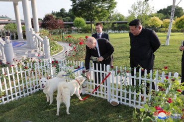 Russia and North Korea Strengthen Ties with Unprecedented Animal Diplomacy