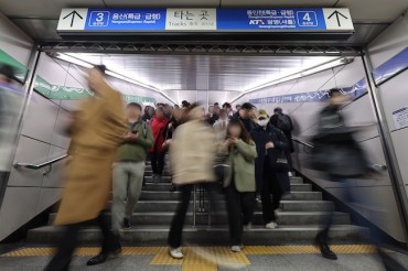 Union’s ‘Work-to-rule’ Protest Continues to Delay Seoul Subway Trains