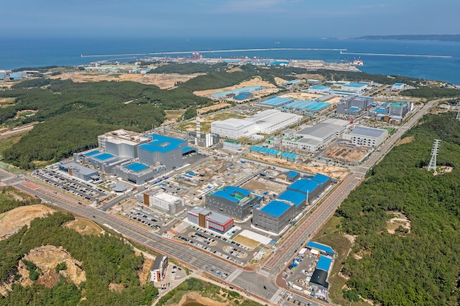 Economic Turmoil Grips Pohang as Battery and Steel Industries Face Challenges