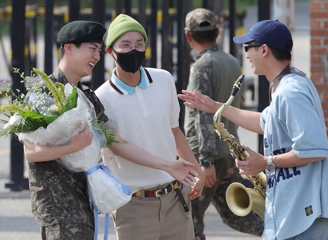 Military Service Exemptions for Athletes and Artists Stir Debate in South Korea