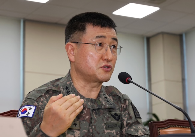 Prosecutors Grill Army Chief over Martial Law Declaration