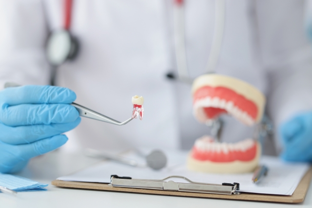 Severe Gum Disease Linked to Higher Diabetes Risk, Especially Among Young Adults, Study Finds