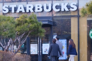 Starbucks Korea to Add North of 100 Outlets This Year: Source