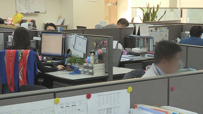 One-Third of Korean Workers Report Being Pressured to Quit Their Jobs