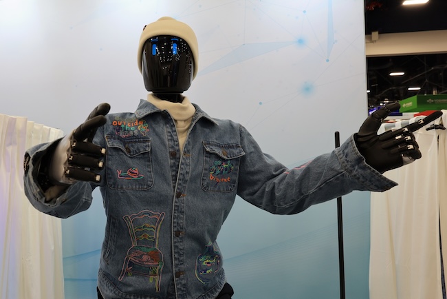 Samsung, LG Accelerate Push into Humanoid Robot Market, Taking on Industry Heavyweights