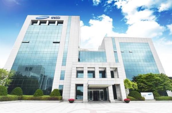 Samsung SDI Swings to Q1 Loss on EV Market Slowdown