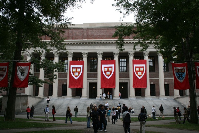 Trump Administration Revokes Harvard’s Certification to Enroll International Students, Sending Shockwaves Through Korean Student Community
