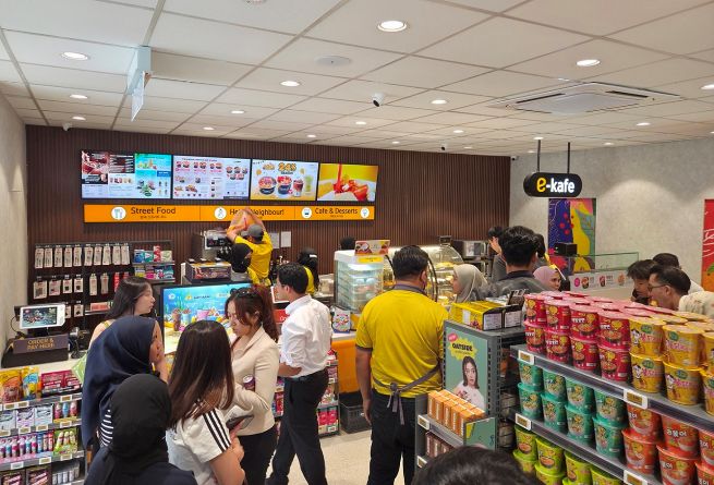 Emart24 Opens 100th Store in Malaysia, Eyes 200 by 2026