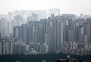 Apartment buildings in Seou(Image courtesy of Yonhap)
