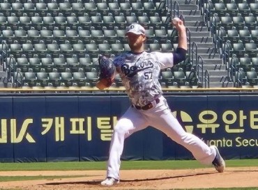 Slumping Bears Pitcher Irvin Throws 1st Live BP Since Minor League Demotion