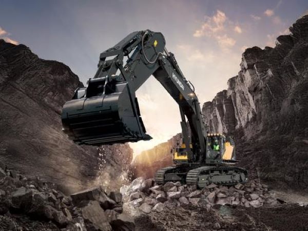 HD Hyundai Construction Equipment Partners With Indonesia’s Hasnur Group To Target Mining market
