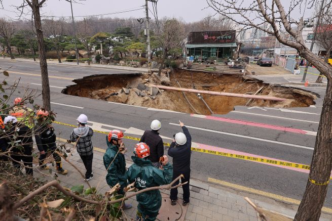 Seoul Reports 72 Sinkholes in First Half of 2025, Prompting Urgent Infrastructure Overhaul