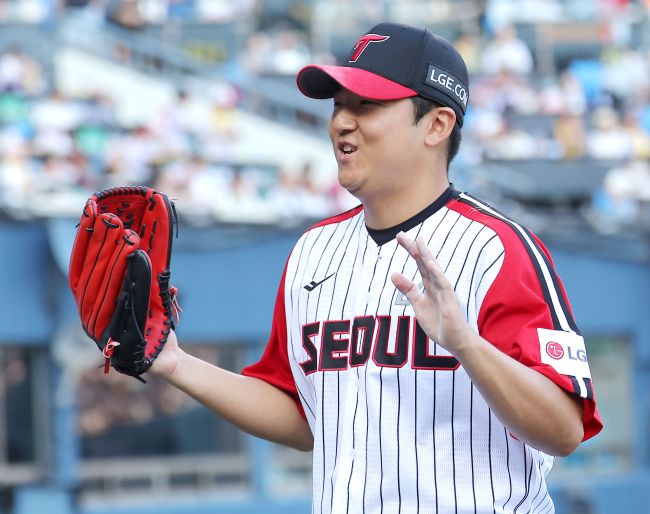 Twins Manager Praises Work of Rookie Starter in Up-And-Down 1st Half