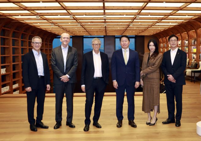 Bill Gates’ TerraPower Seeks Deeper Ties With SK Group on Nuclear, Biotech