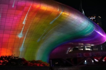 Seoul’s Autumn Nights Illuminate With Record-Breaking Media Art at DDP