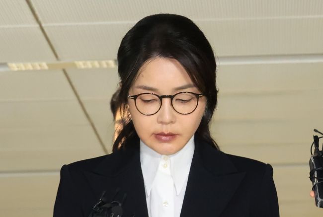 Special Counsel Indicts Ex-First Lady On Corruption Charges