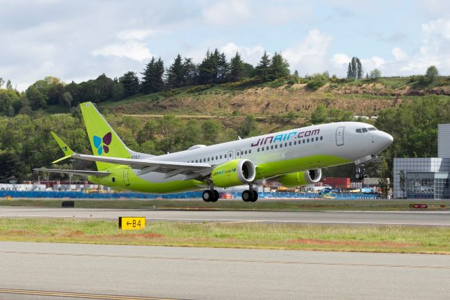 Jin Air Flight Heading To Vietnam Returns Home Following Bird Strike