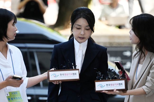 Jailed Ex-First Lady To Appear For Questioning By Special Counsel Jailed Ex-First Lady To Appear For Questioning By Special Counsel