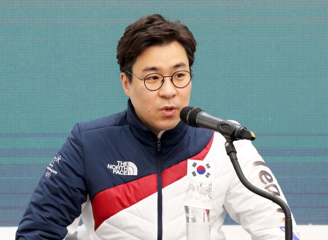 Nat’l Short Track Team Brings Back Head Coach From 2018 Winter Olympics Nat’l Short Track Team Brings Back Head Coach From 2018 Winter Olympics