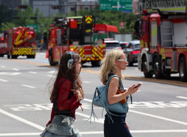 Siren Test, Safety Drill: South Korea Trains for Crisis With Focus on Emergency Lanes