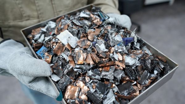 “Lithium Battery Flake (LiB Flake)” produced by crushing used batteries at the pack or module level (Photo courtesy of Young Poong)