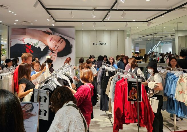 Hyundai Department Store to Showcase K-Fashion at Tokyo Girls Collection Hyundai Department Store to Showcase K-Fashion at Tokyo Girls Collection