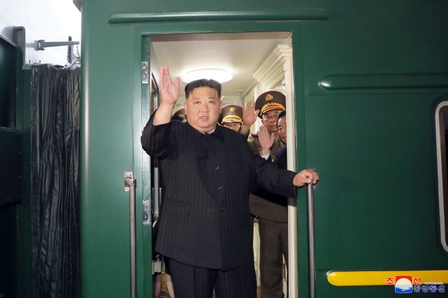 N. Korea’s Kim Departs For Beijing By Train: Sources