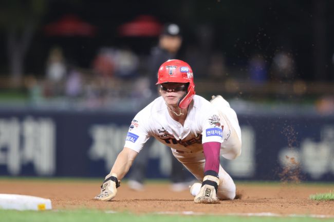 Tigers Beat Lions To Keep Flickering KBO Postseason Hopes Alive