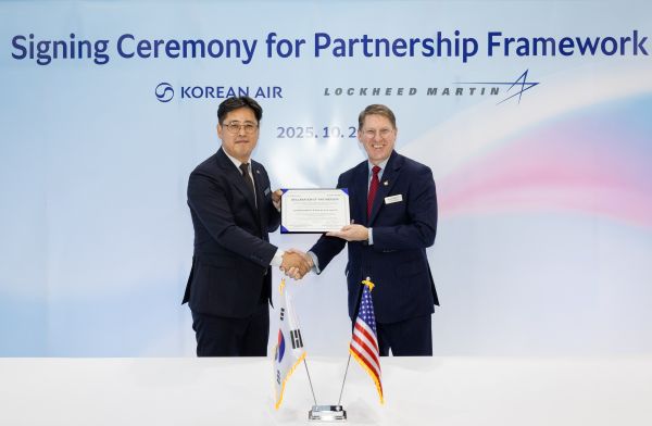Korean Air Signs Partnership Framework with Lockheed Martin for U.S. Military Aircraft Maintenance Korean Air Signs Partnership Framework with Lockheed Martin for U.S. Military Aircraft Maintenance