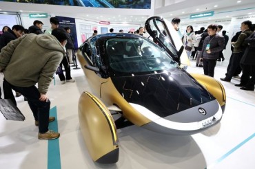 Battery Stocks Surge on EV and ESS Optimism, but Analysts Warn of Overheating