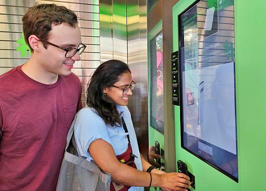 A vending machine for signing up to the Olive Young global online store. (Photo provided by CJ Olive Young)