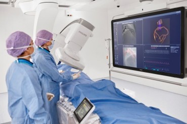 Philips introduces industry-first cath lab integration that automatically synchronizes pre-operative CT with C-arm movement, paving the way for CT-guided PCI