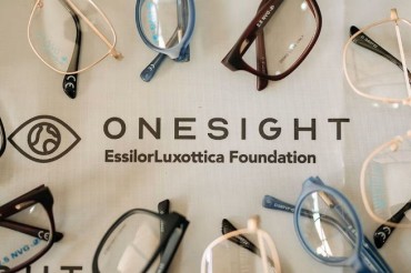 Roger Federer Foundation Partners with OneSight EssilorLuxottica Foundation to Bring Vision Care to Thousands of Zambian Schoolchildren Roger Federer Foundation Partners with OneSight EssilorLuxottica Foundation to Bring Vision Care to Thousands of Zambian Schoolchildren