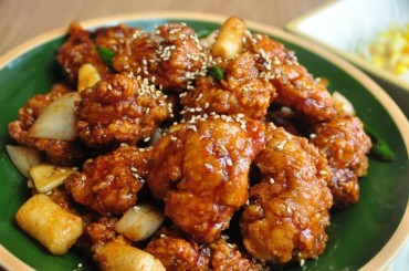 Korean Fried Chicken Tops Global Rankings as Most-Loved Korean Food, Survey Finds