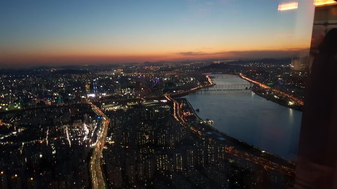 IMF: Korea Poised for Clearer Rebound in 2026, Growth Steady at 0.9% for 2025 IMF: Korea Poised for Clearer Rebound in 2026, Growth Steady at 0.9% for 2025