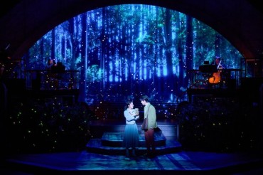 ‘Maybe Happy Ending’ Brings Its Tender Robot Love Story Back to Seoul Stage