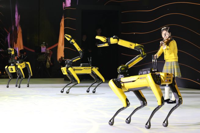 Robots Boost Jobs for Young Koreans but Squeeze Older Workers, Study Finds Robots Boost Jobs for Young Koreans but Squeeze Older Workers, Study Finds