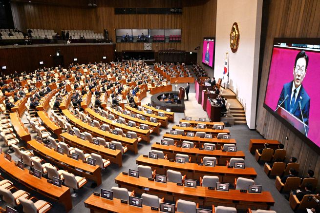 President Lee Vows Stronger, Self-Reliant Military as Seoul Deepens AI and Defense Investments