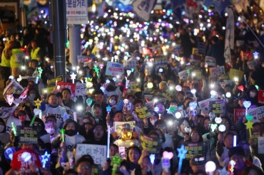 A Year After Failed Coup, Lee Calls Koreans the “Guardians of Democracy” A Year After Failed Coup, Lee Calls Koreans the “Guardians of Democracy”