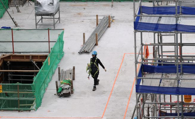 A construction company work site. (Image courtesy of Yonhap)
