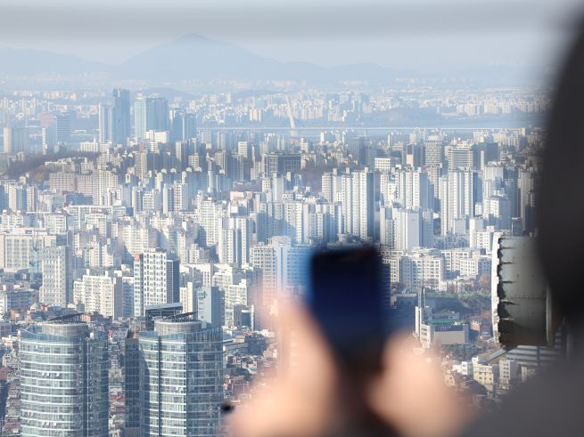 As Seoul Luxury Prices Soar, Korea Probes High-Value Home Transfers for Tax Abuse As Seoul Luxury Prices Soar, Korea Probes High-Value Home Transfers for Tax Abuse
